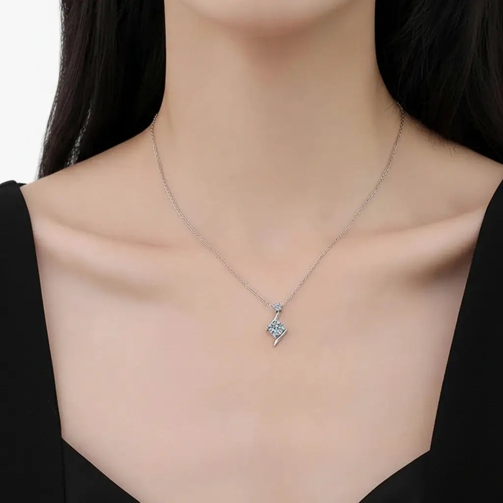 1 Carat D Color Moissanite Pendant Necklace Elegant Jewelry