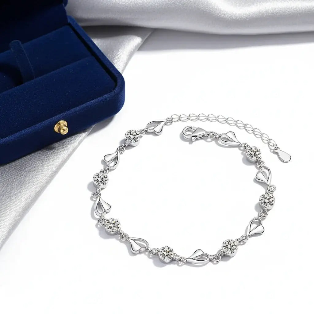 Charmy Heart Bracelet