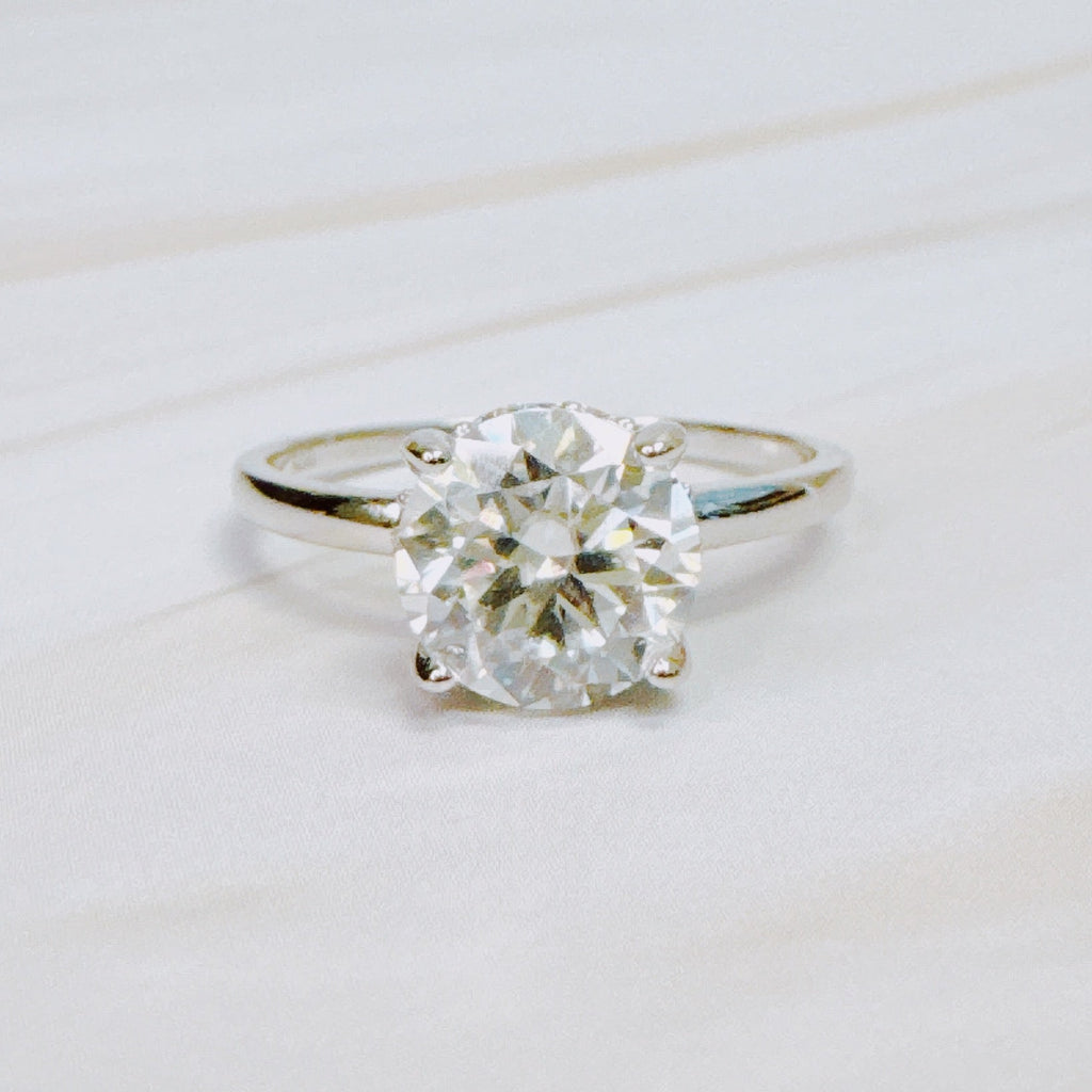 Moissanite Radiance – White Gold Plated Sterling Silver 2CT Ring