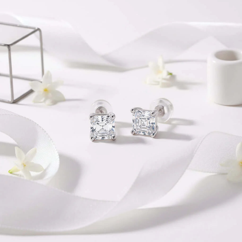 Square Moissanite Necklace – 925 Sterling Silver Platinum Plated Pendant