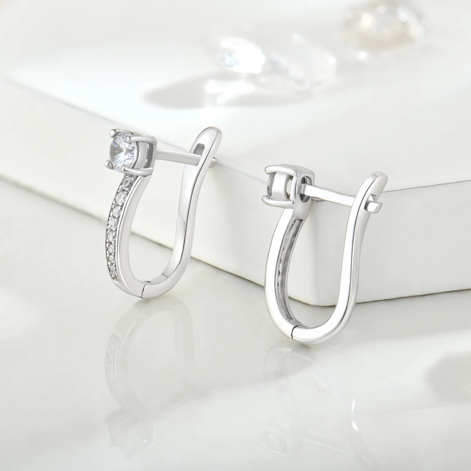 Everlove Hoop Moissanite Earrings