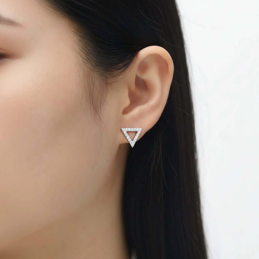 Triangle Moissanite Stud Earrings – S925 Sterling Silver Platinum-Plated